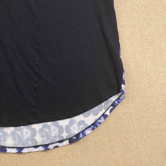 Talbots Blouse Women's Medium Blue Pullover Short Sleeves - Picture 4 of 12